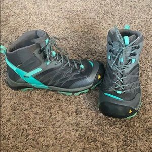 Keen waterproof hiking boots